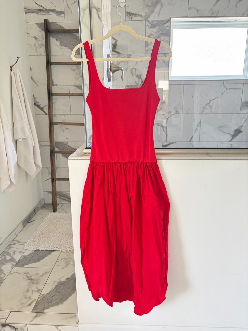 Zara Red Sleeveless Midi Dress with Scoop Neck